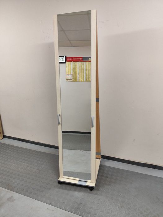 Двустранно огледало подвижно 182/45 см.