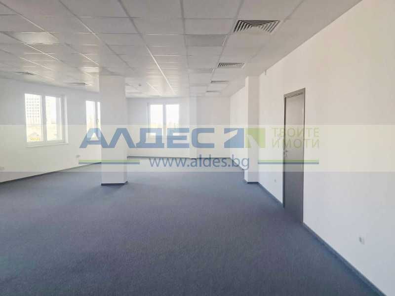 Дава се под наем Офис в София, Полигона - 345 кв.м за 1895.16 € - Снимка #1