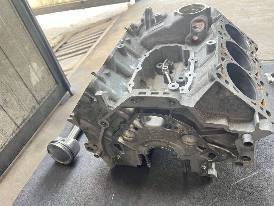 Блок за маса - V6 алуминиев