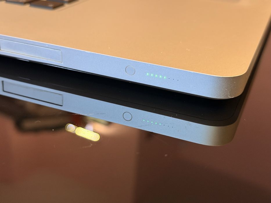 Macbook pro 17”  много запазен