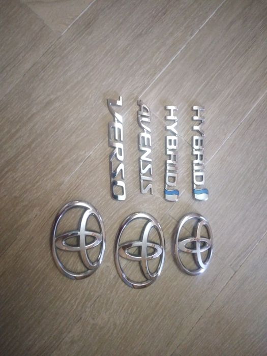 Emblema + capace spalator farToyota.