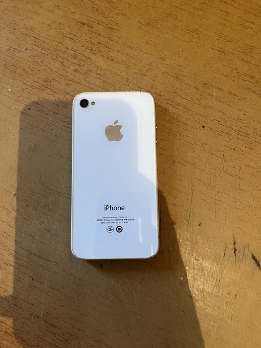 iPhone 4S продажа