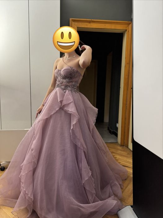 Бална рокля, цвят пепел от рози