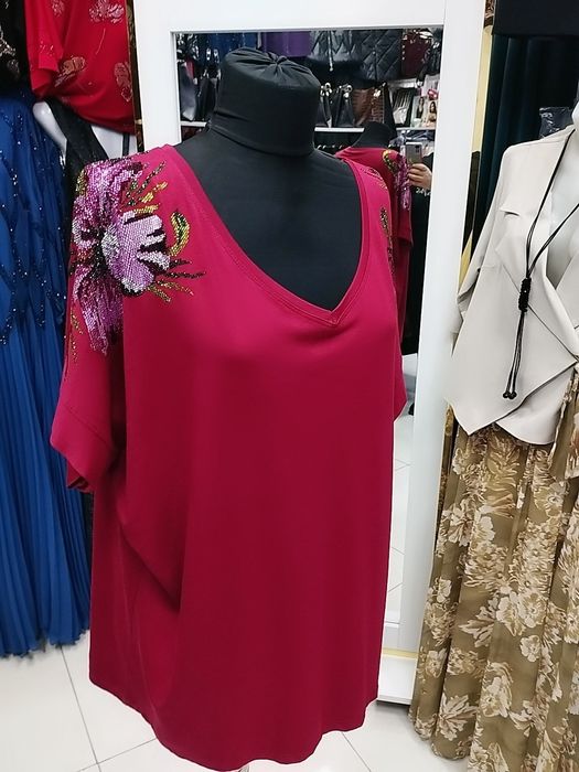 Продам  готовый Бизнес с арендой, магазин Бутик женской одежды