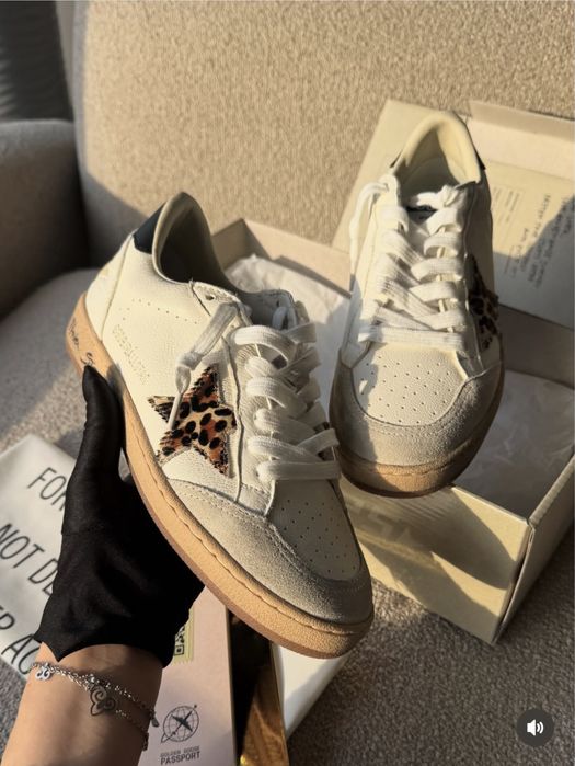 Стильные и удобные кеды