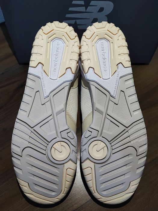 Adidași New Balance 650