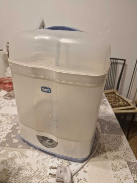 Стерилизатор для бутылок Chicco