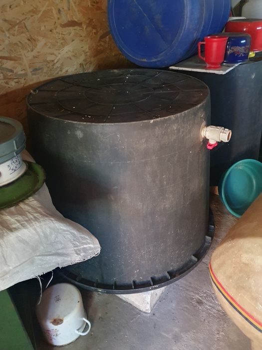 Vând diverse pentru vin..