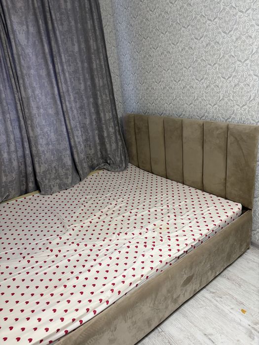 Продам спальный кровать 1.60/.2.00
