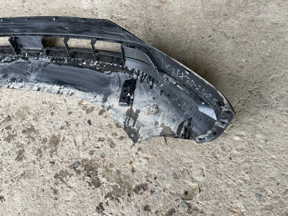 Предна броня долна час за Volvo EX30 Волво ЕХ30 2023г-