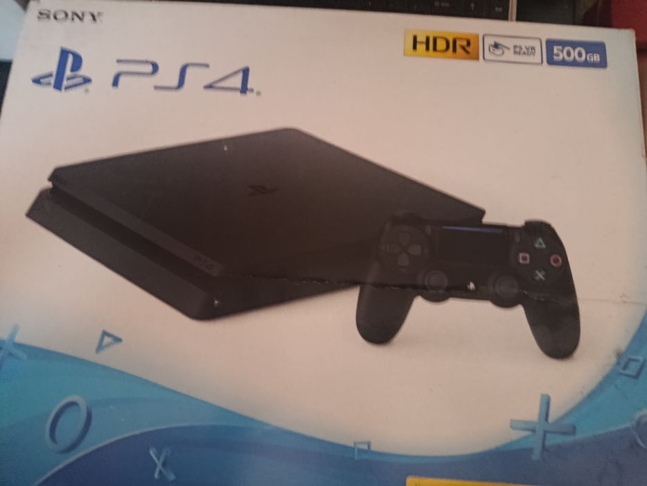 Vând ps4 + Controller roșu