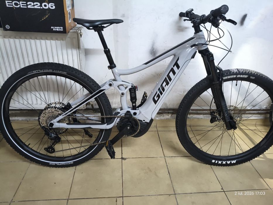 Bicicleta electrica MTB Full suspension GIANT 29ER *Yamaha