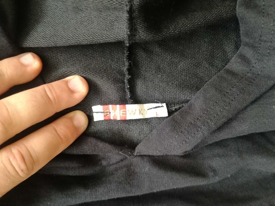 Продавам дамско-черно Худи