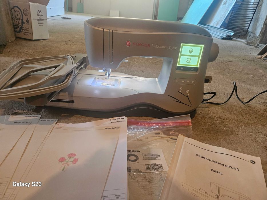 Бродерна машина SINGER EM200