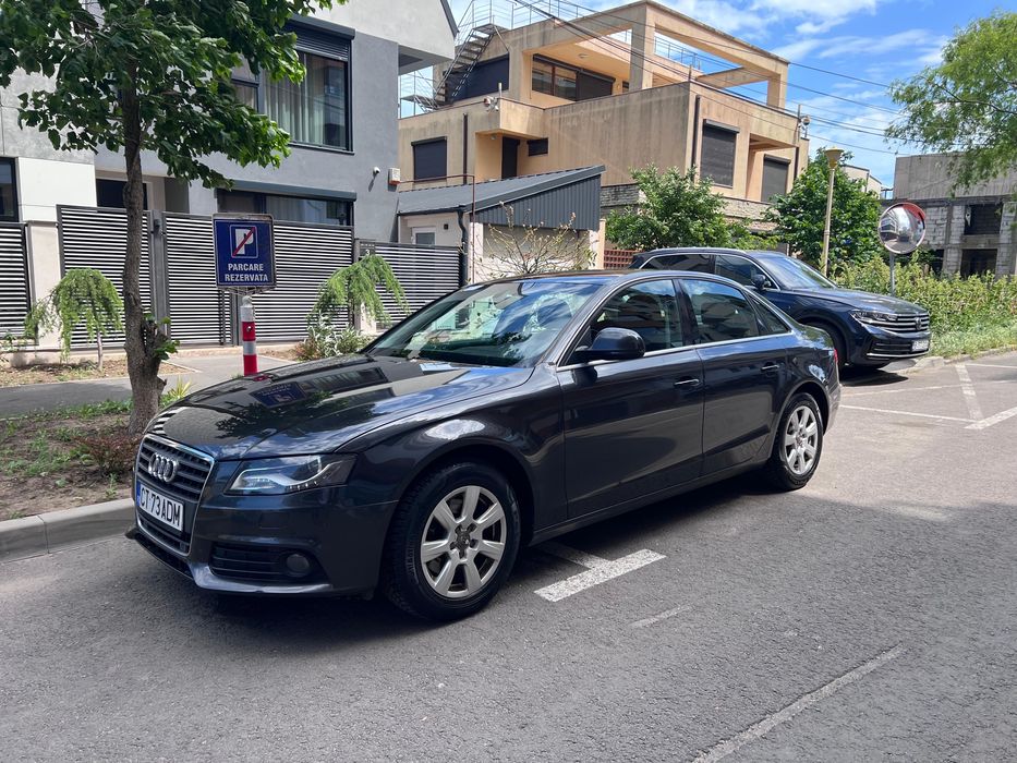 AUDI A4 2008