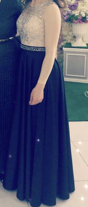 Продам платье в отличном состоянии