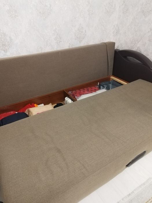 Продам диван б/у