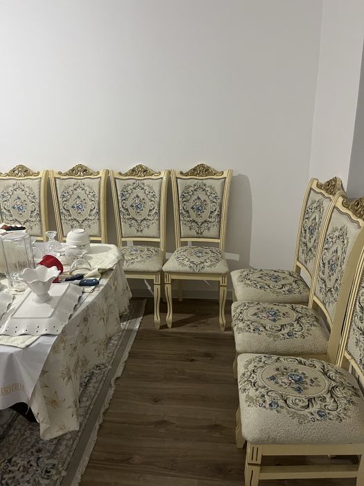 Стулья для зала качественные