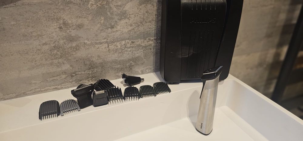 Aparat tuns Philips model MG7745