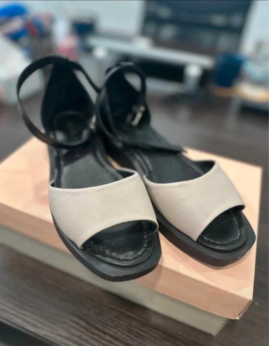 Sandale piele marimea 37