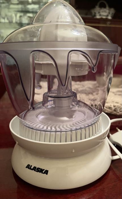 Storcator de fructe Alaska