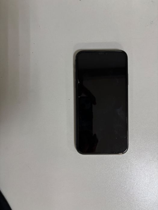 Iphone 11    128гб