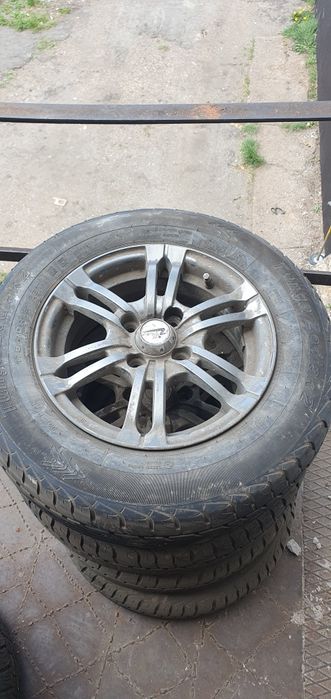 Продам шины летние, на дисках один сезон, сост новых TUNGA R13 175/70