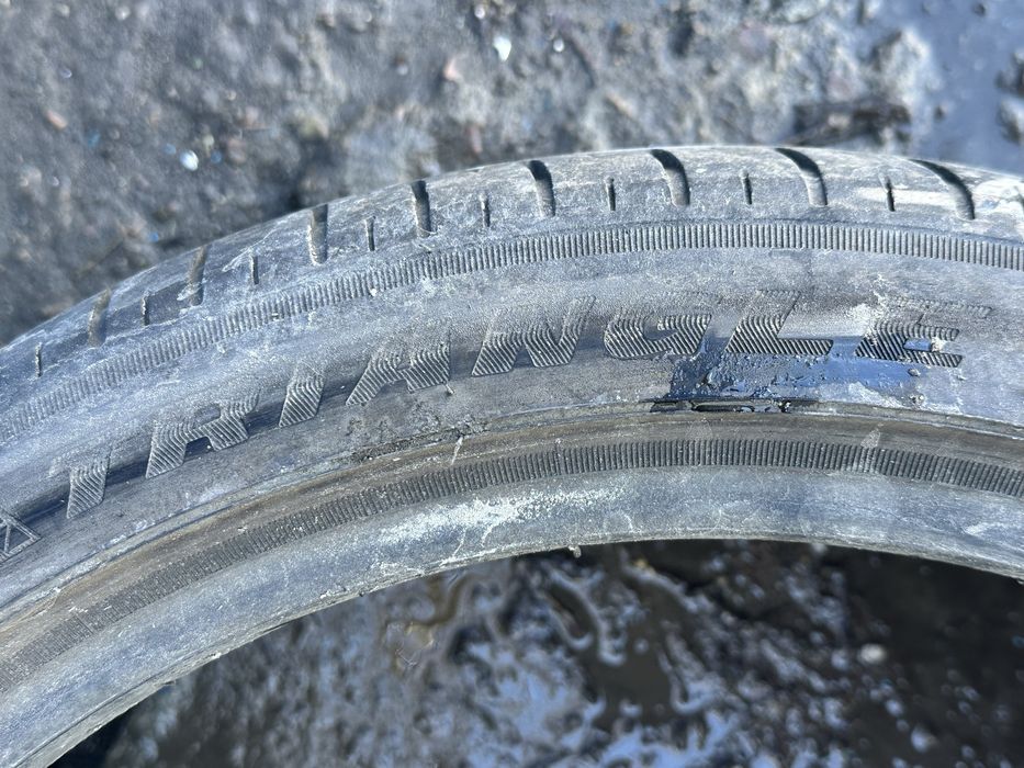 Одна Шина 235/40 r19
