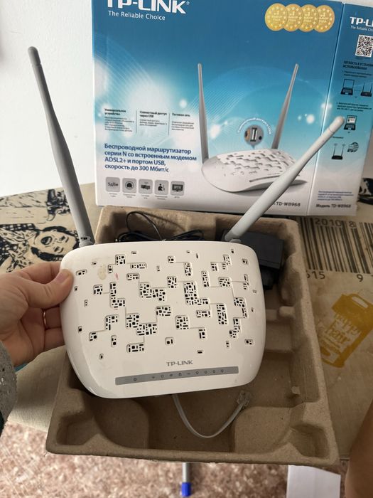 Продам роутрер 8000тг