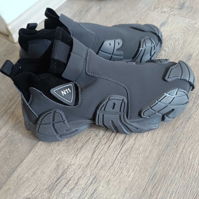 Маратонки без връзки 42-43