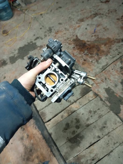 Продам моно впрыск гольф 3 1.6, 1.4