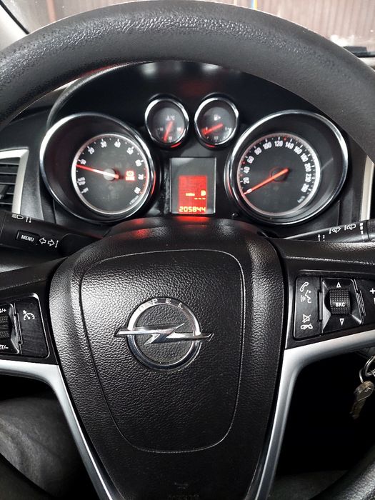 Vând Opel Astra J 1.4 benzina