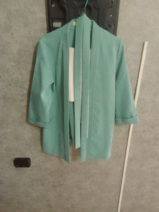 Продам костюм летний