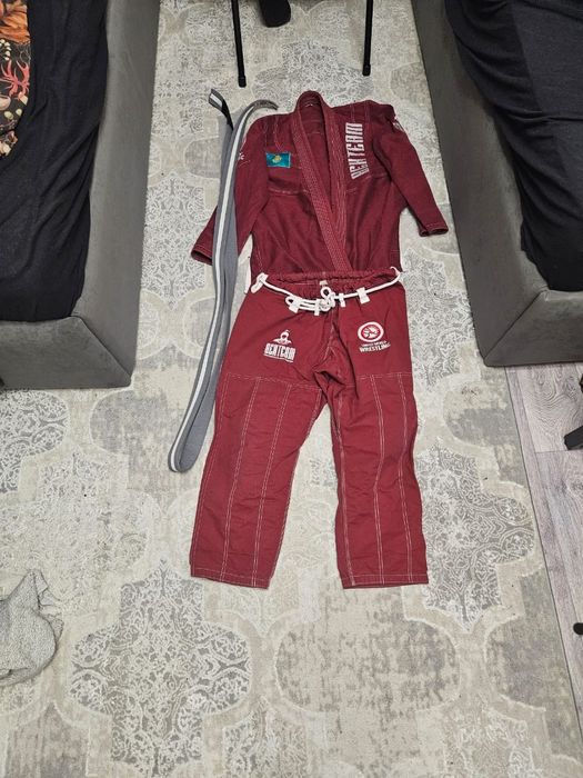 Продам кимоно Bekteam