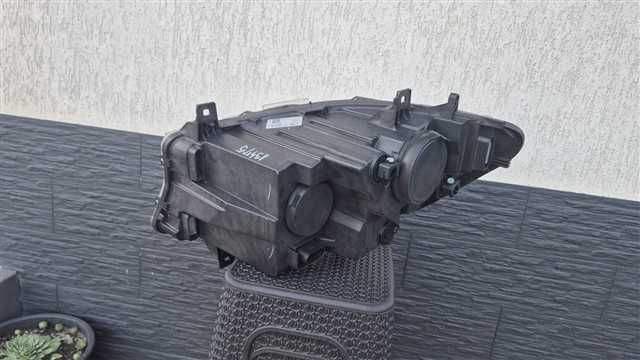 Far stanga DREAPTA Mercedes Sprinter an 2021 2022 2023 2024 2025