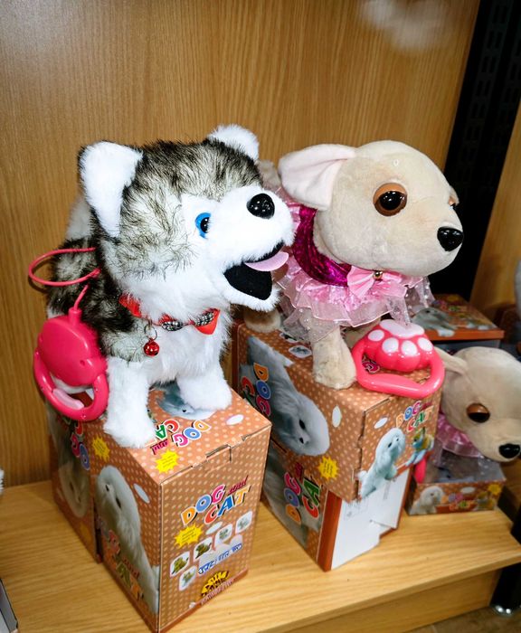 Плюшено куче Ходещо с дистанционно, интерактивна играчка