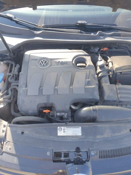 Golf 6 motor 1.6 tdi COD MOTOR CAY Dezmembrez/Dezmembram