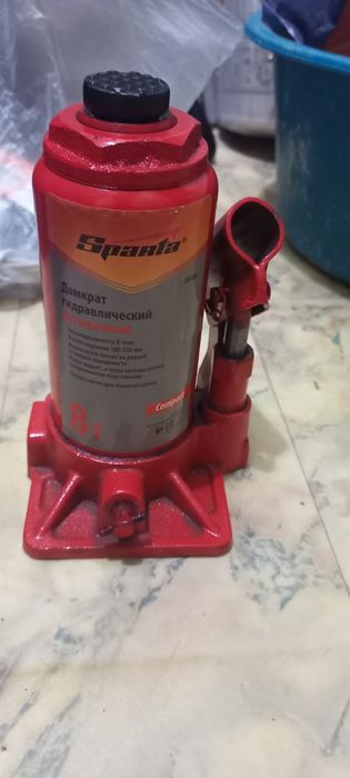 Продам гидравлический ДОМКРАТ новый