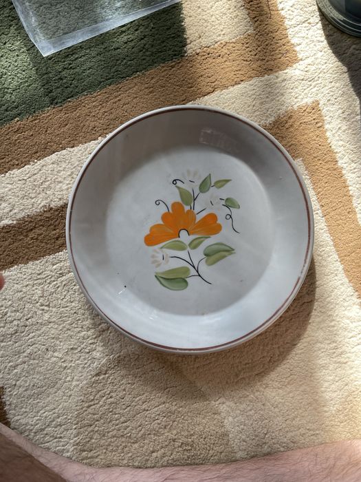 Тарелки и ляган.