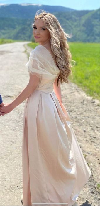 Продам красивое платье