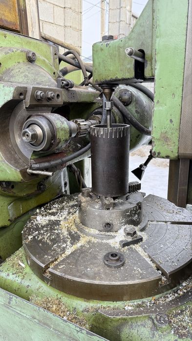 Зубофрезерный станок 5к32а