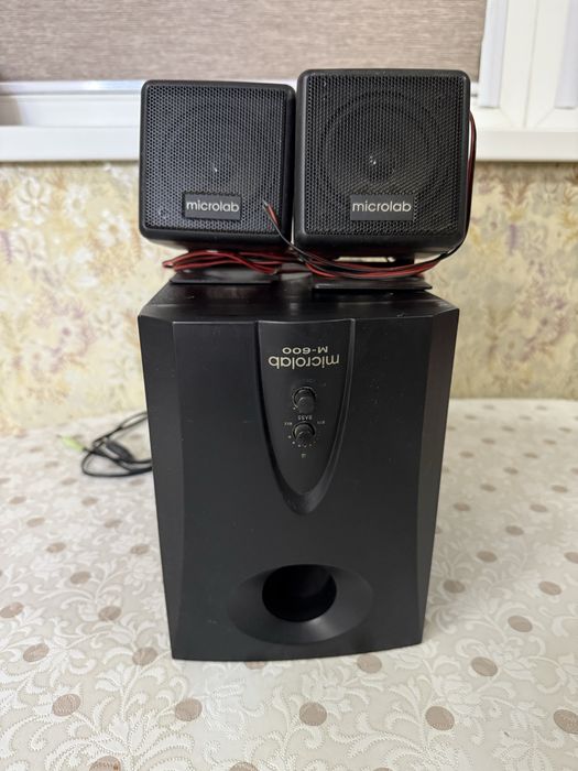 Сабвуфер с колонками