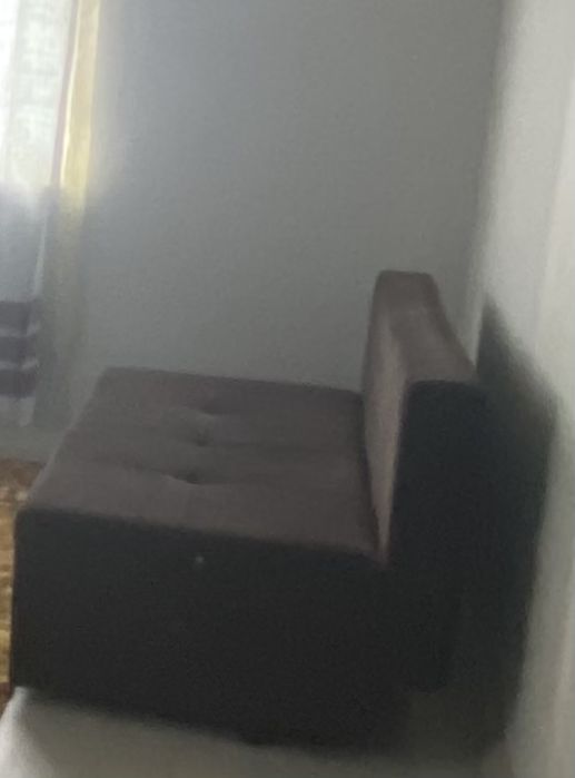 Диван почти новый продам