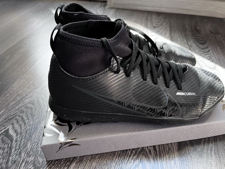 Стоножки Nike Mercural