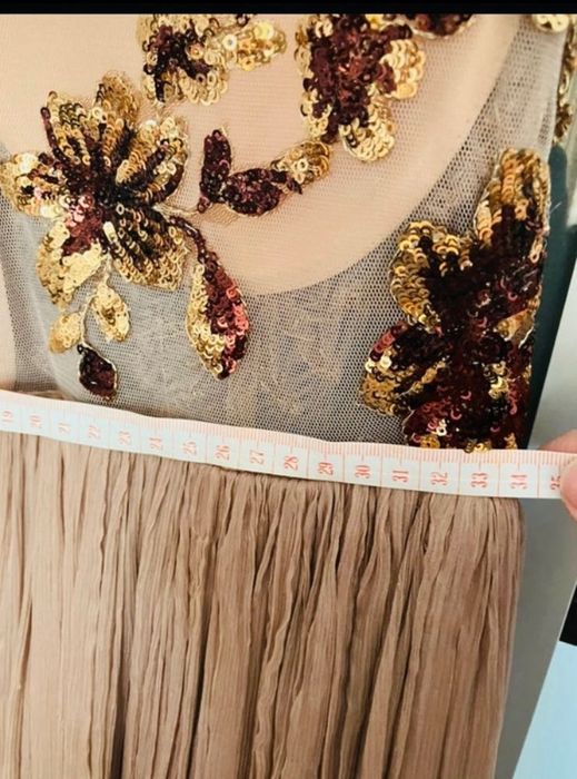 Rochie designer Maia Ratiu