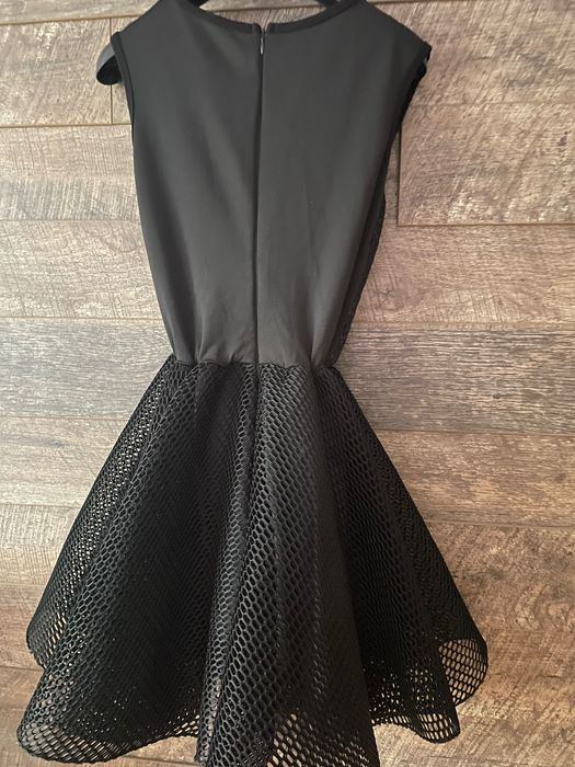 Дамска рокля за повод