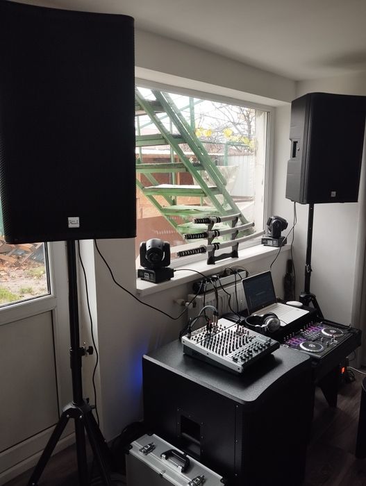 Închiriez sistem sonorizare și lumini