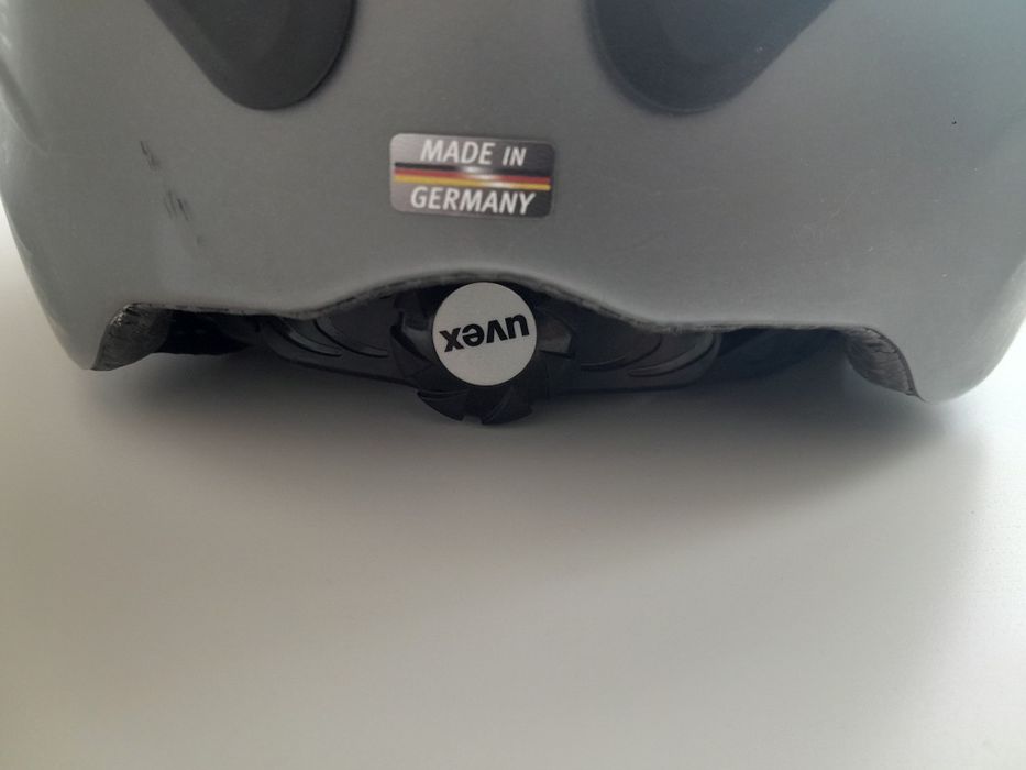 Vând casca protectie UVEX