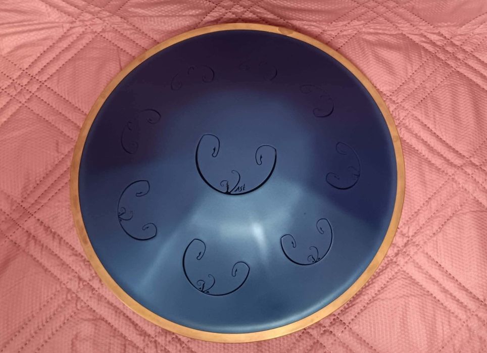 RAV Vast 432Hz D Celtic Minor – перфектно състояние, handpan инструмен