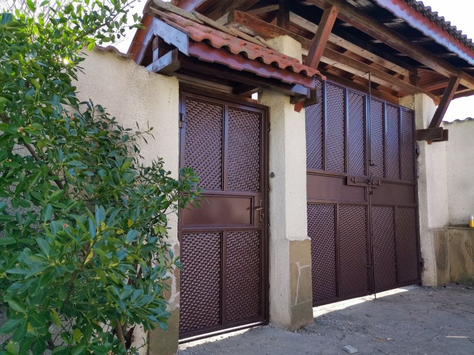 Заварчик - метални конструкции, заваръчни услуги.